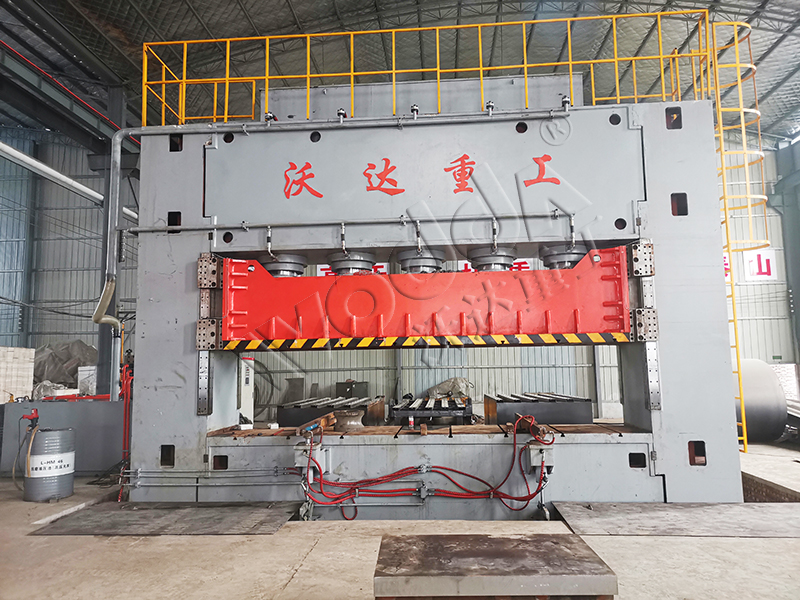 2000噸(dūn)框架式液壓(yā)機壓波紋闆(pan)視頻