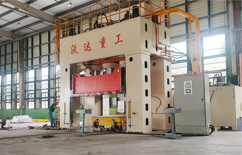 3000噸smc衛浴(yù)櫃門闆模壓(yā)成型液壓機(ji)