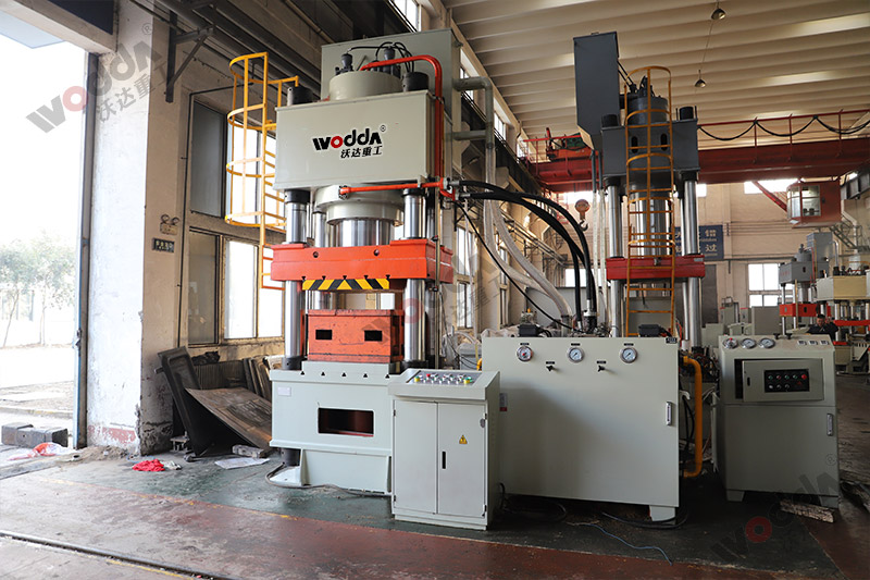 不鏽鋼地溝蓋闆成型液壓機 不鏽鋼地溝蓋闆成型液壓機