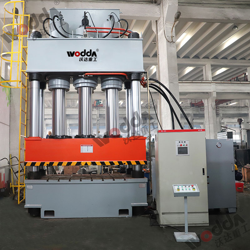 1000噸四柱液壓機 1000噸四柱液壓機