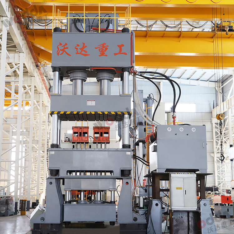 1000噸液壓墊(多頂杆)拉伸液壓機(圖1) 1000噸液壓墊(多頂杆)拉伸液壓機(圖1)