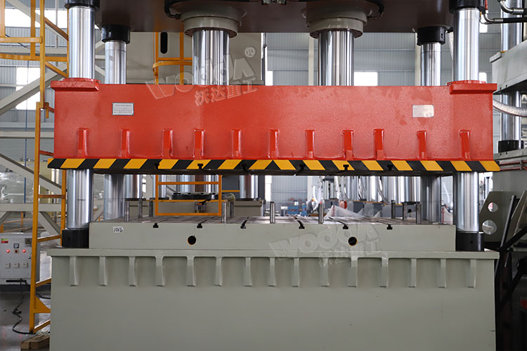 400噸四柱拉伸液壓機細節圖 400噸四柱拉伸液壓機細節圖