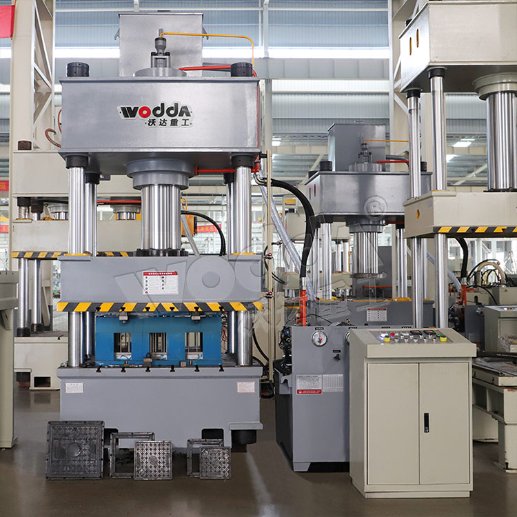 315噸國标四柱液壓機(樹脂井蓋成型液壓機) 315噸國标四柱液壓機(樹脂井蓋成型液壓機)