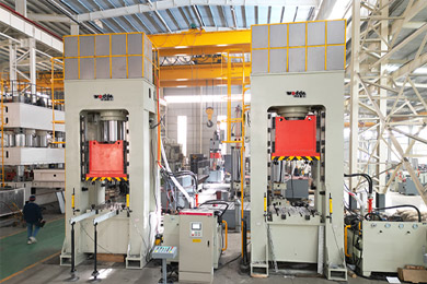 630噸(dūn)框架液壓(yā)機_框式油(yóu)壓機