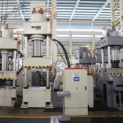 400噸四柱液(ye)壓機_400噸伺(si)服液壓機(ji)